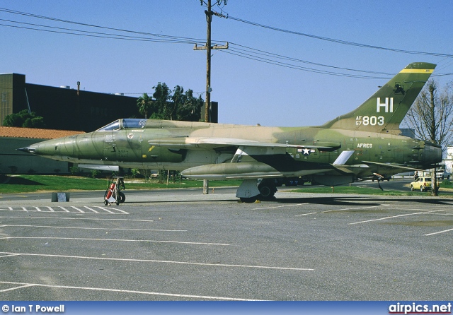 57-5803, Republic F-105-B Thundrchief, United States Air Force