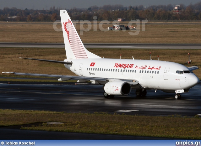 TS-ION, Boeing 737-600, Tunis Air