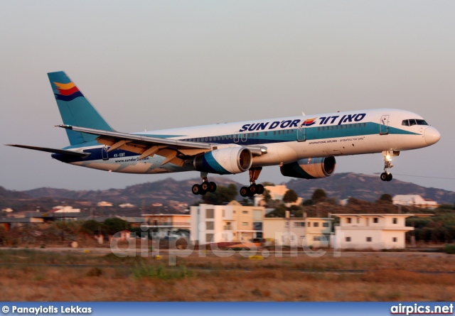 4X-EBT, Boeing 757-200ER, Sun d'Or International Airlines