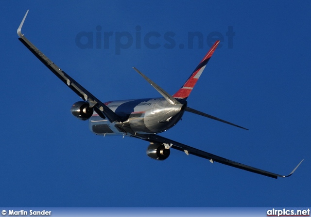 OE-LNJ, Boeing 737-800, Lauda Air