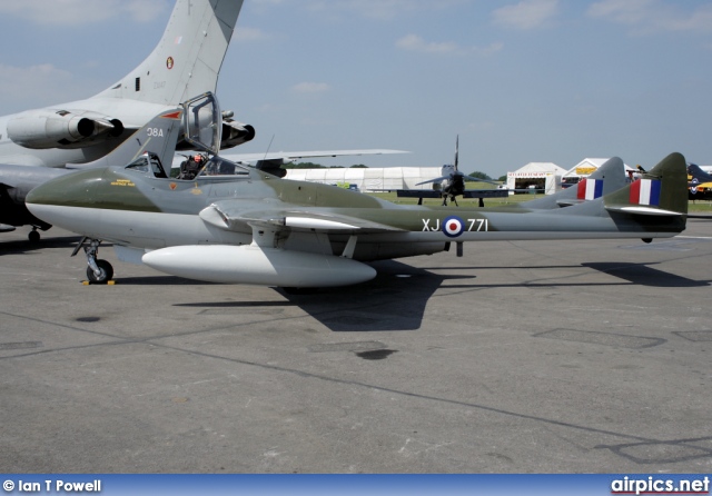 G-HELV, De Havilland DH-115 Vampire-T.55, Private