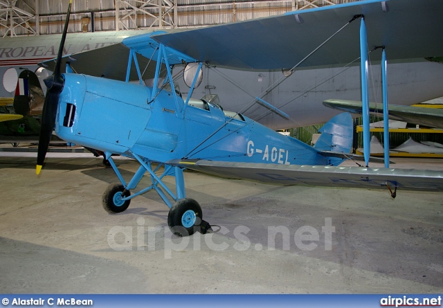 G-AOEL, De Havilland DH-82-A Tiger Moth II, Private
