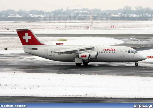 HB-IXR, British Aerospace Avro RJ100, Swiss International Air Lines