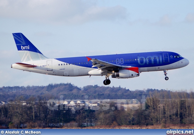 G-MIDT, Airbus A320-200, bmi