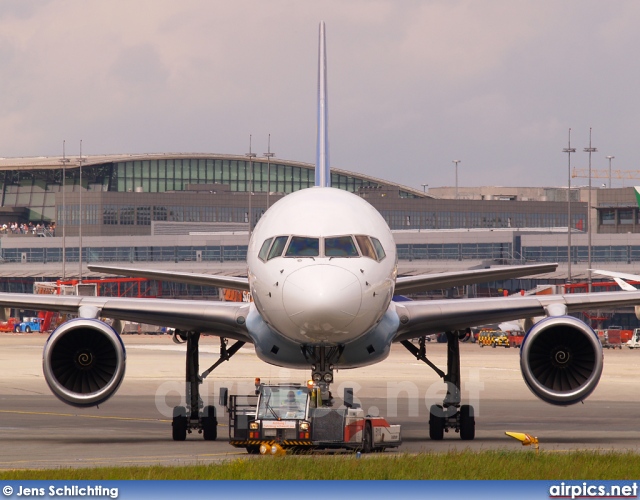 D-ABOH, Boeing 757-300, Condor Airlines