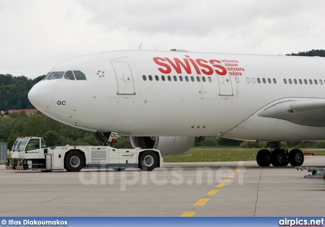 HB-IQC, Airbus A330-200, Swiss International Air Lines