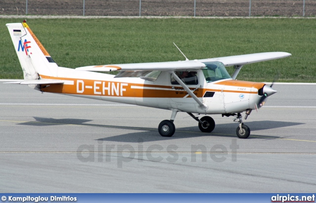 D-EHNF, Cessna F152-II, Private