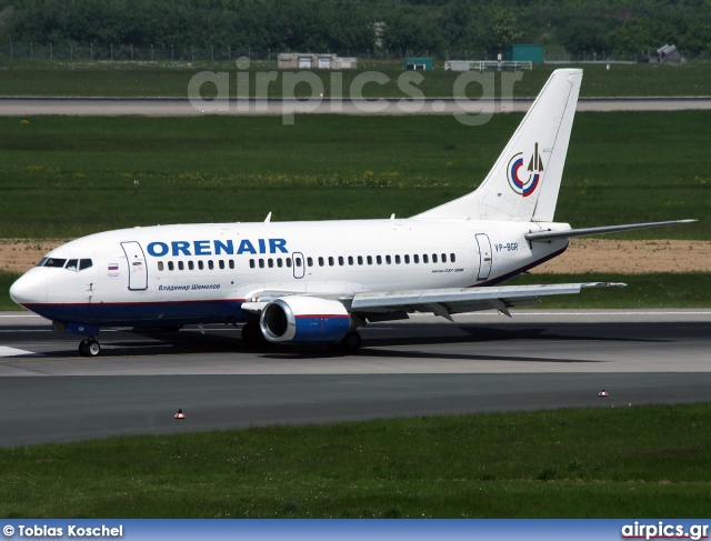 VP-BGR, Boeing 737-500, Orenair