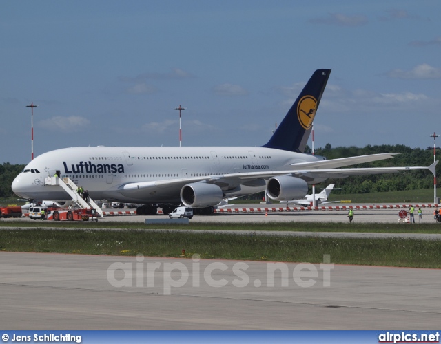 D-AIMA, Airbus A380-800, Lufthansa