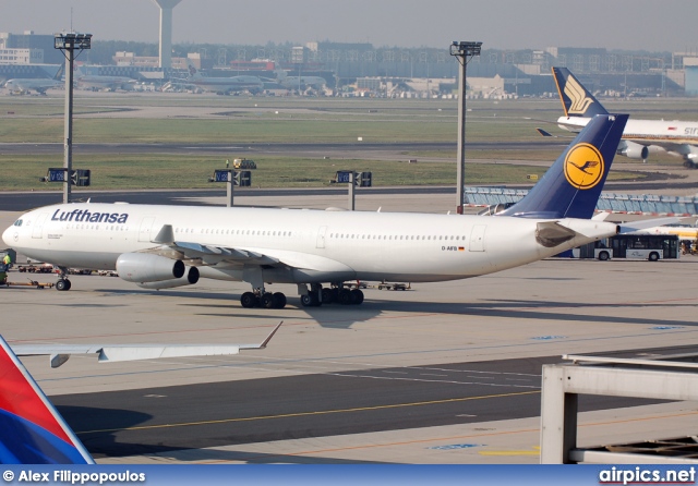 D-AIFB, Airbus A340-300, Lufthansa