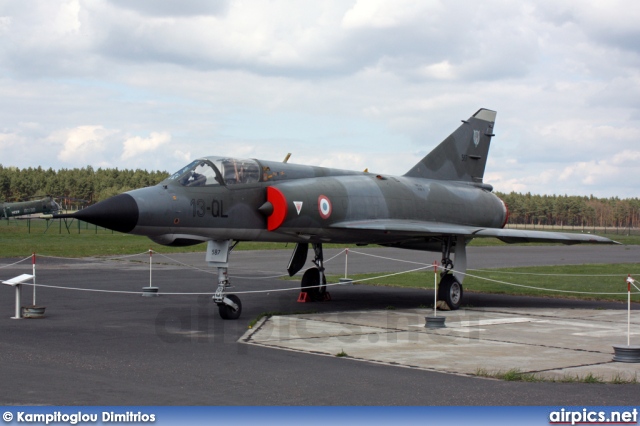 587, Dassault Mirage III-E, French Air Force