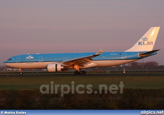 PH-AOK, Airbus A330-200, KLM Royal Dutch Airlines