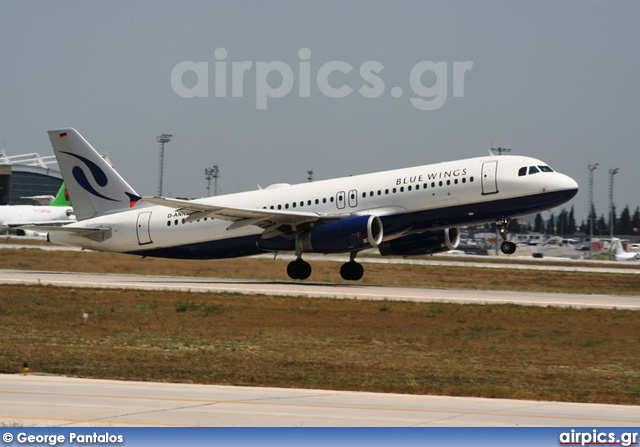D-ANNE, Airbus A320-200, Blue Wings