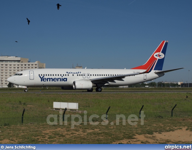 7O-ADQ, Boeing 737-800, Yemenia