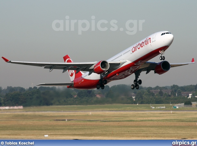 D-AERK, Airbus A330-300, Air Berlin