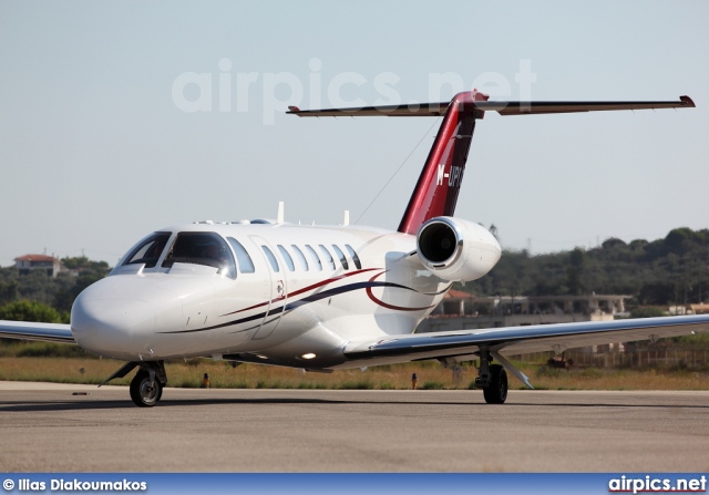 M-UPCO, Cessna 525-B Citation CJ3, Private