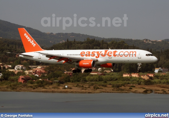 G-OJIB, Boeing 757-200, easyJet