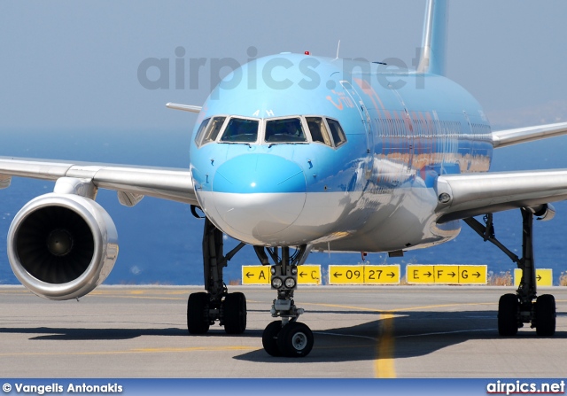 G-BYAH, Boeing 757-200, Thomsonfly