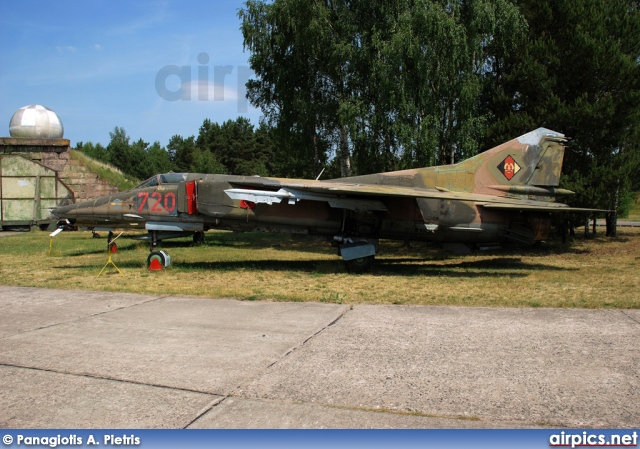 720, Mikoyan-Gurevich MiG-23-BN, East German Air Force