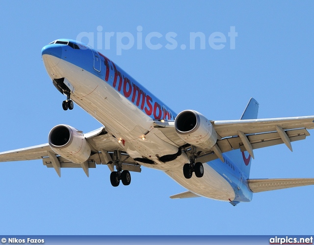 G-FDZA, Boeing 737-800, Thomsonfly