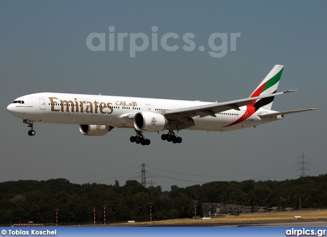 A6-EBH, Boeing 777-300ER, Emirates