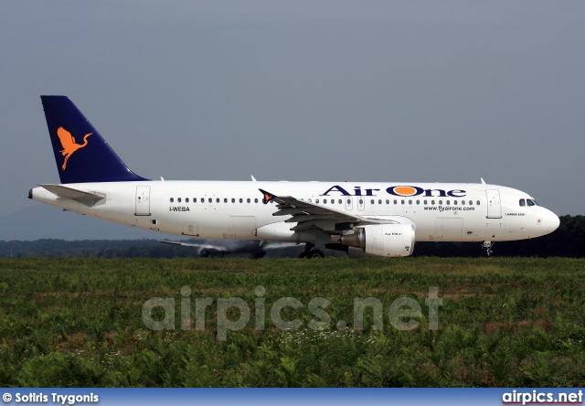 I-WEBA, Airbus A320-200, Air One