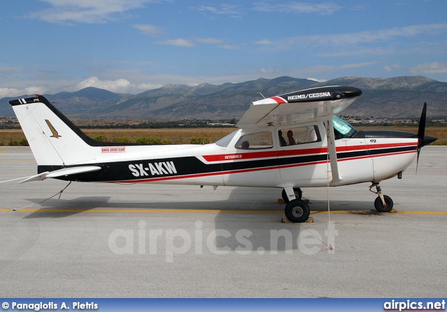 SX-AKW, Cessna 172-P Skyhawk, Private