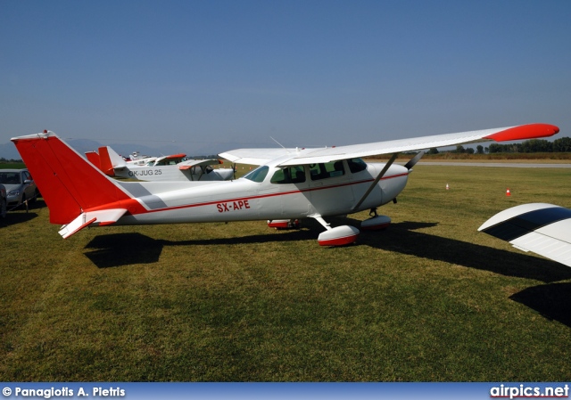 SX-APE, Cessna 172-P Skyhawk, Private