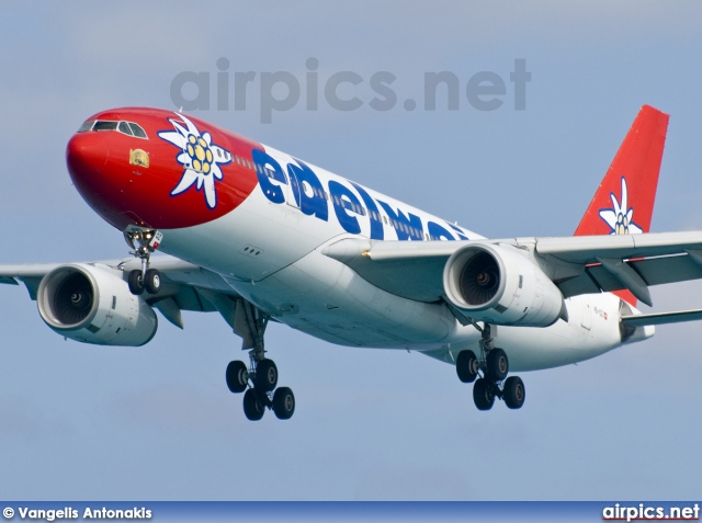 HB-IQZ, Airbus A330-200, Edelweiss Air