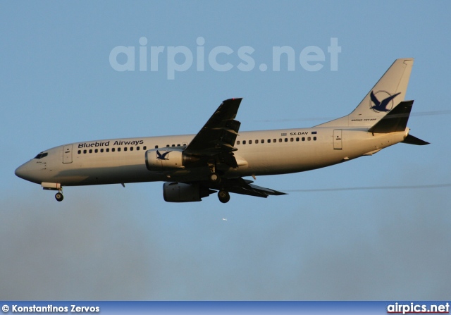 SX-DAV, Boeing 737-400, Bluebird Airways