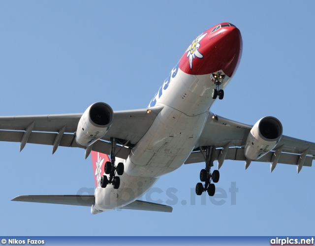 HB-IQZ, Airbus A330-200, Edelweiss Air