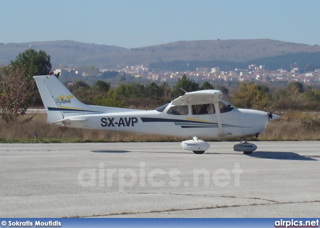 SX-AVP, Cessna 172-SP Skyhawk, Private