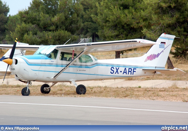 SX-ARF, Cessna 172-P Skyhawk, Private