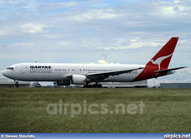 VH-OGN, Boeing 767-300ER, Qantas