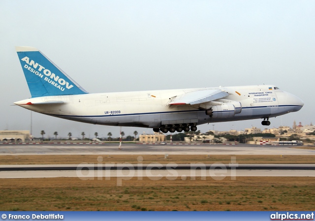 UR-82009, Antonov An-124-100 Ruslan, Antonov