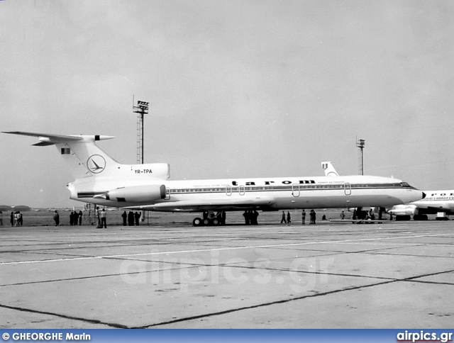 YR-TPA, Tupolev Tu-154-B, Tarom