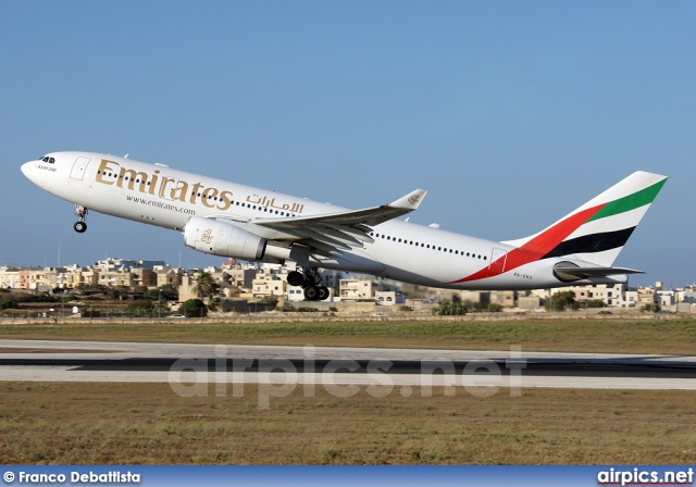 A6-EKS, Airbus A330-200, Emirates