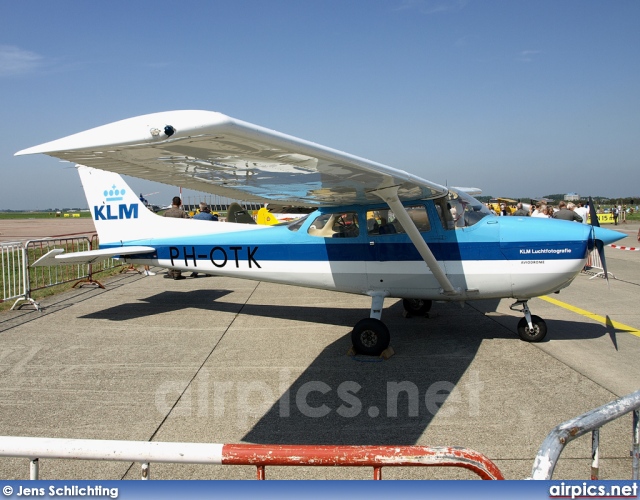 PH-OTK, Cessna 172-N Skyhawk, KLM Royal Dutch Airlines
