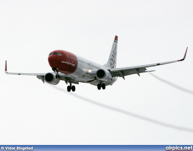 LN-NOL, Boeing 737-800, Norwegian Air Shuttle