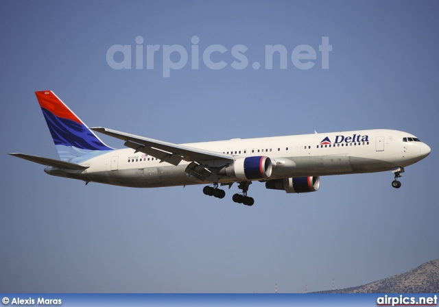 N174DZ, Boeing 767-300ER, Delta Air Lines