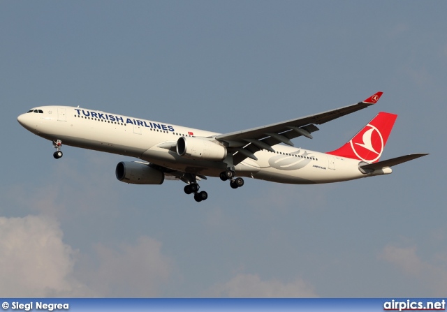 TC-JNJ, Airbus A330-300, Turkish Airlines