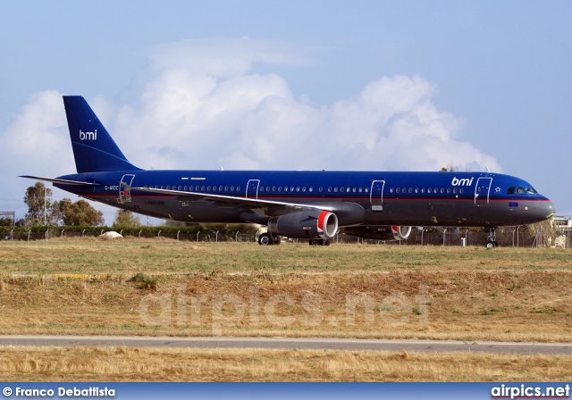 G-MIDC, Airbus A321-200, bmi