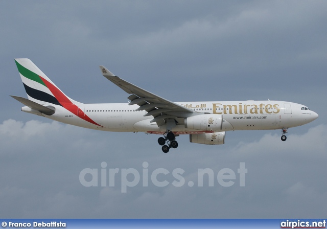 A6-EKU, Airbus A330-200, Emirates