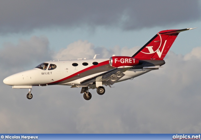 F-GRET, Cessna 510-Citation Mustang, Untitled