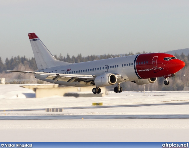 LN-KKC, Boeing 737-300, Norwegian Air Shuttle