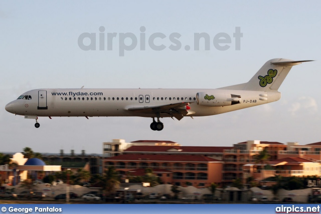 PJ-DAB, Fokker F100, Dutch Antilles Express