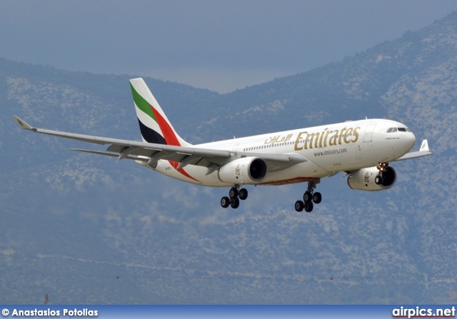 A6-EKU, Airbus A330-200, Emirates