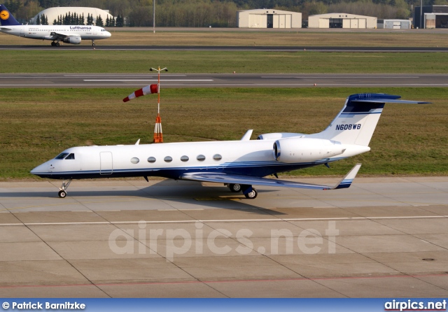 N608WB, Gulfstream V, Untitled