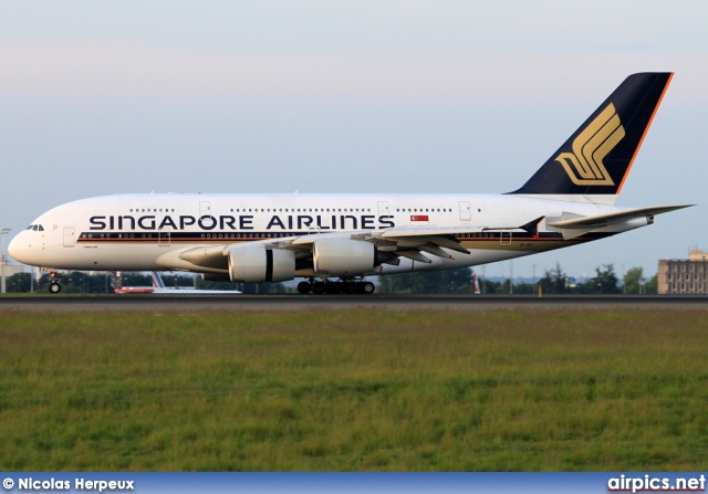 9V-SKJ, Airbus A380-800, Singapore Airlines