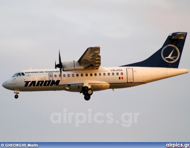 YR-ATA, ATR 42-500, Tarom